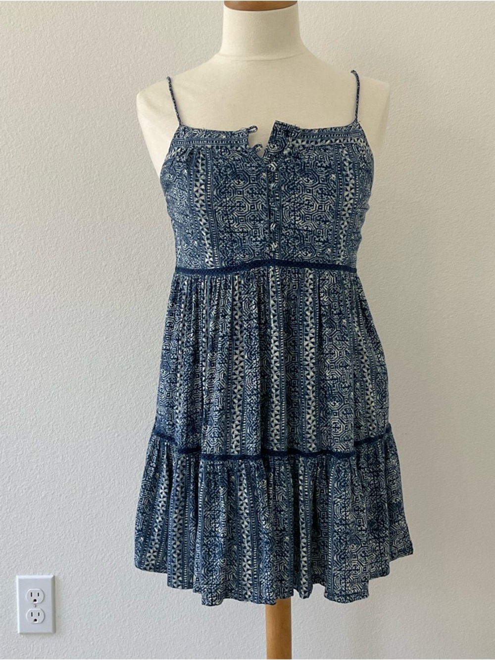 Urban Outfitters Hannah Tiered Mini Dress S
